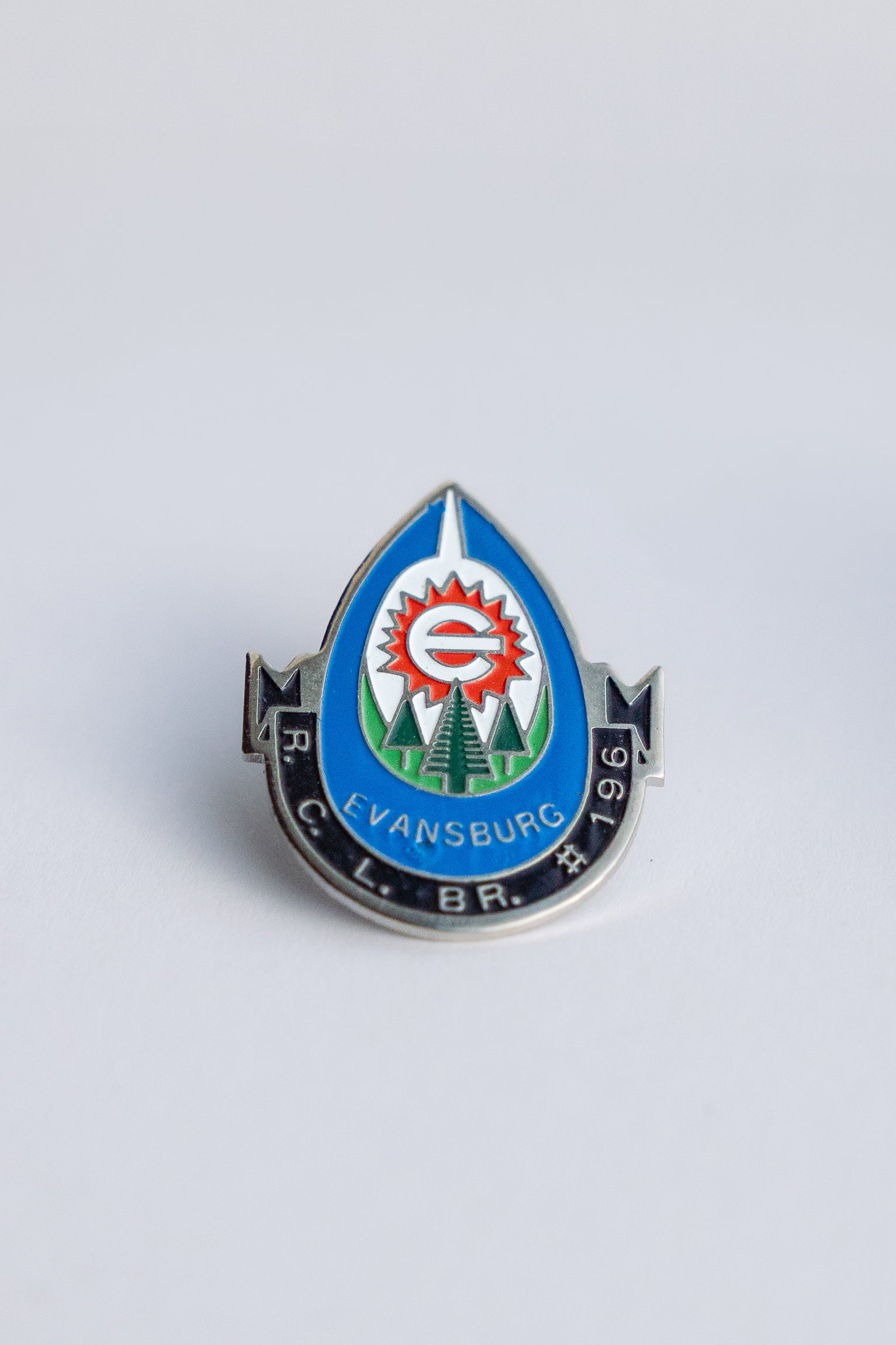 Evansburg Pin